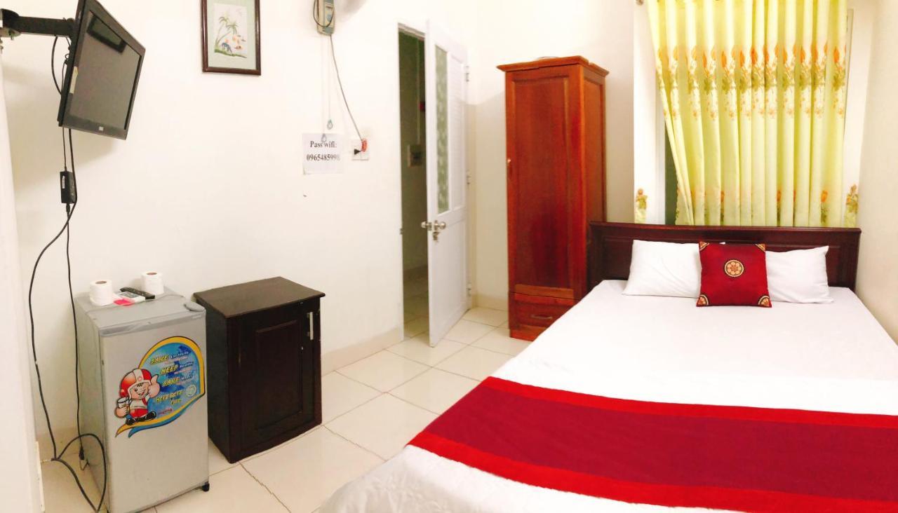 Duc Trong Hotel Vung Tau Bagian luar foto